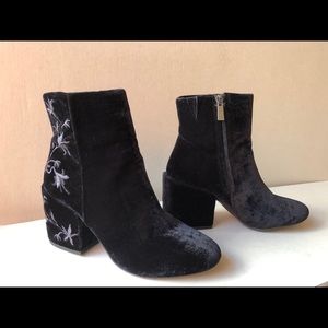 Kenneth Cole Black Velvet Embroidered Ankle Boot